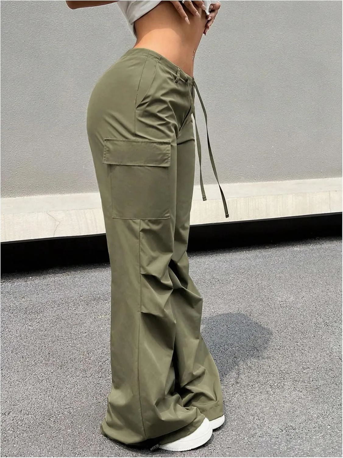 OYOANGLE Women's Drawstring Low Waist Y2K Cargo Pants Streetwear Baggy Pants Joggers Parachute Trousers