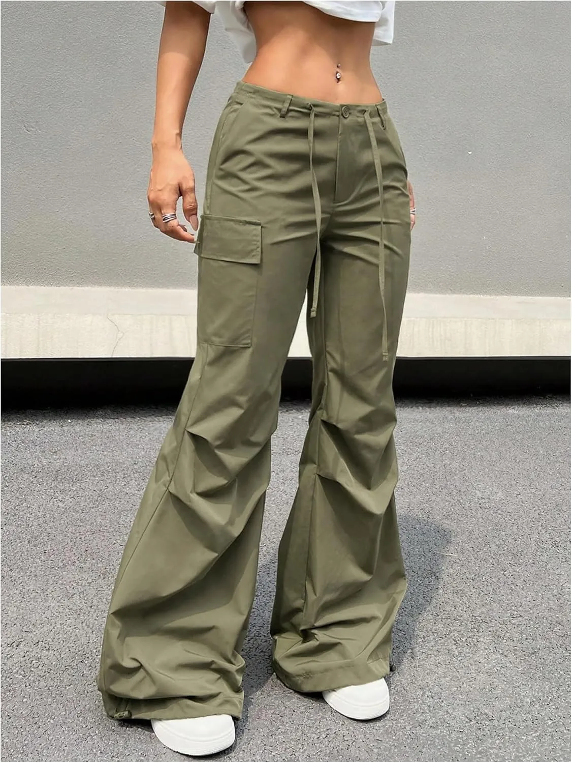 OYOANGLE Women's Drawstring Low Waist Y2K Cargo Pants Streetwear Baggy Pants Joggers Parachute Trousers