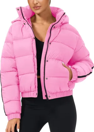 Tankaneo Womens Cropped Puffer Jacket Hooded Quilted Contrast Trim Short Down Coats Outerwear Winter Outfits