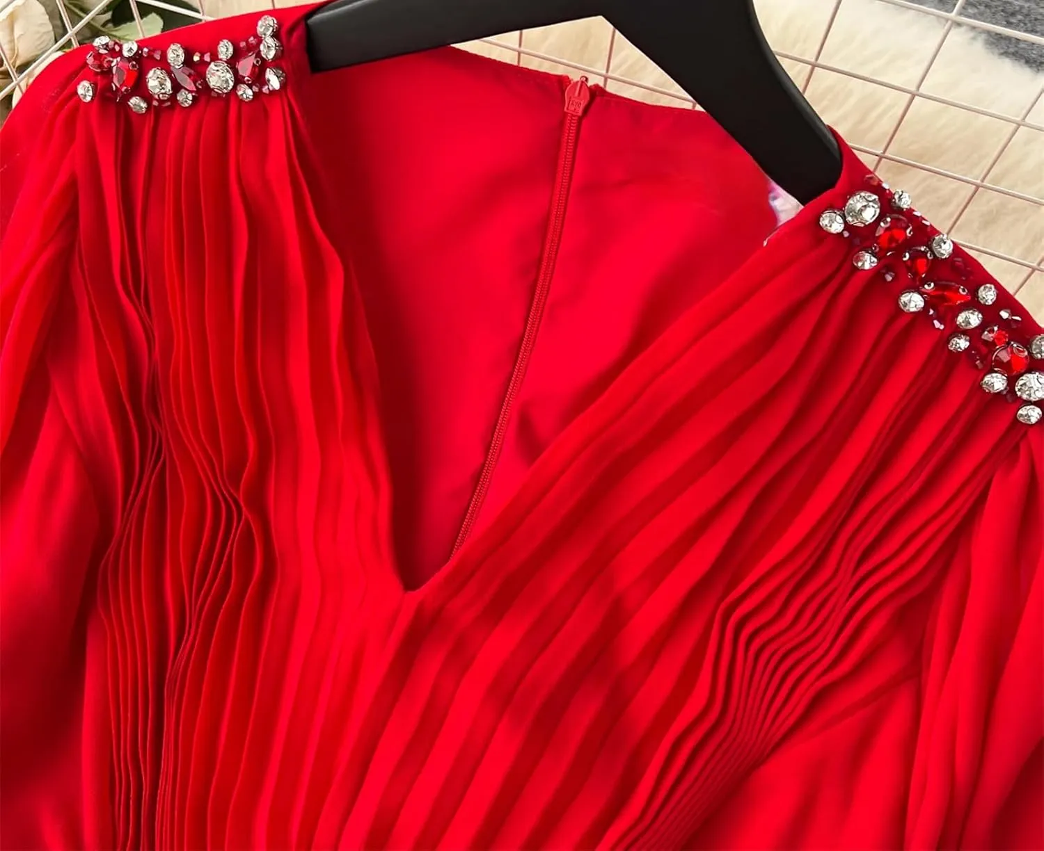 V Neck Pleated Dresses for Women Lantern Sleeve Robe Femme Vintage Slim Waist Dress