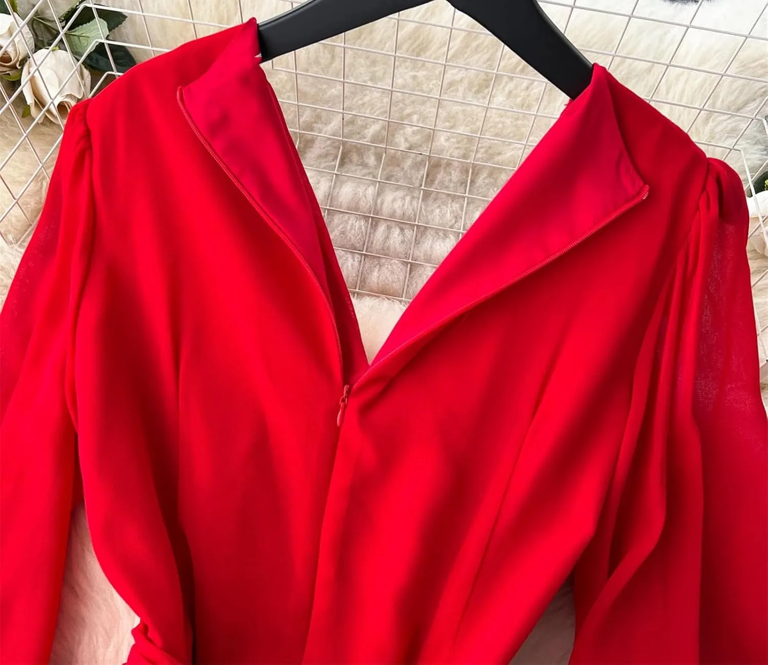 V Neck Pleated Dresses for Women Lantern Sleeve Robe Femme Vintage Slim Waist Dress
