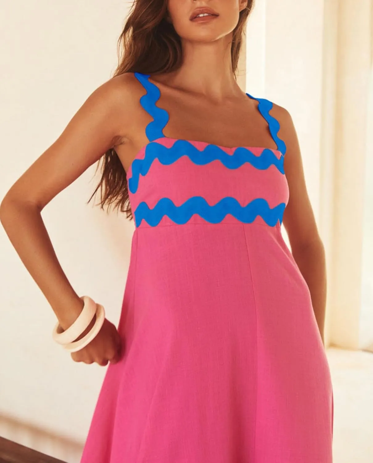 Women's Retro Plaid Maxi Dress 2025 Thick Shoulder Straps Back Cutout Smocked Flounce Hem Summer Beach Long Dress